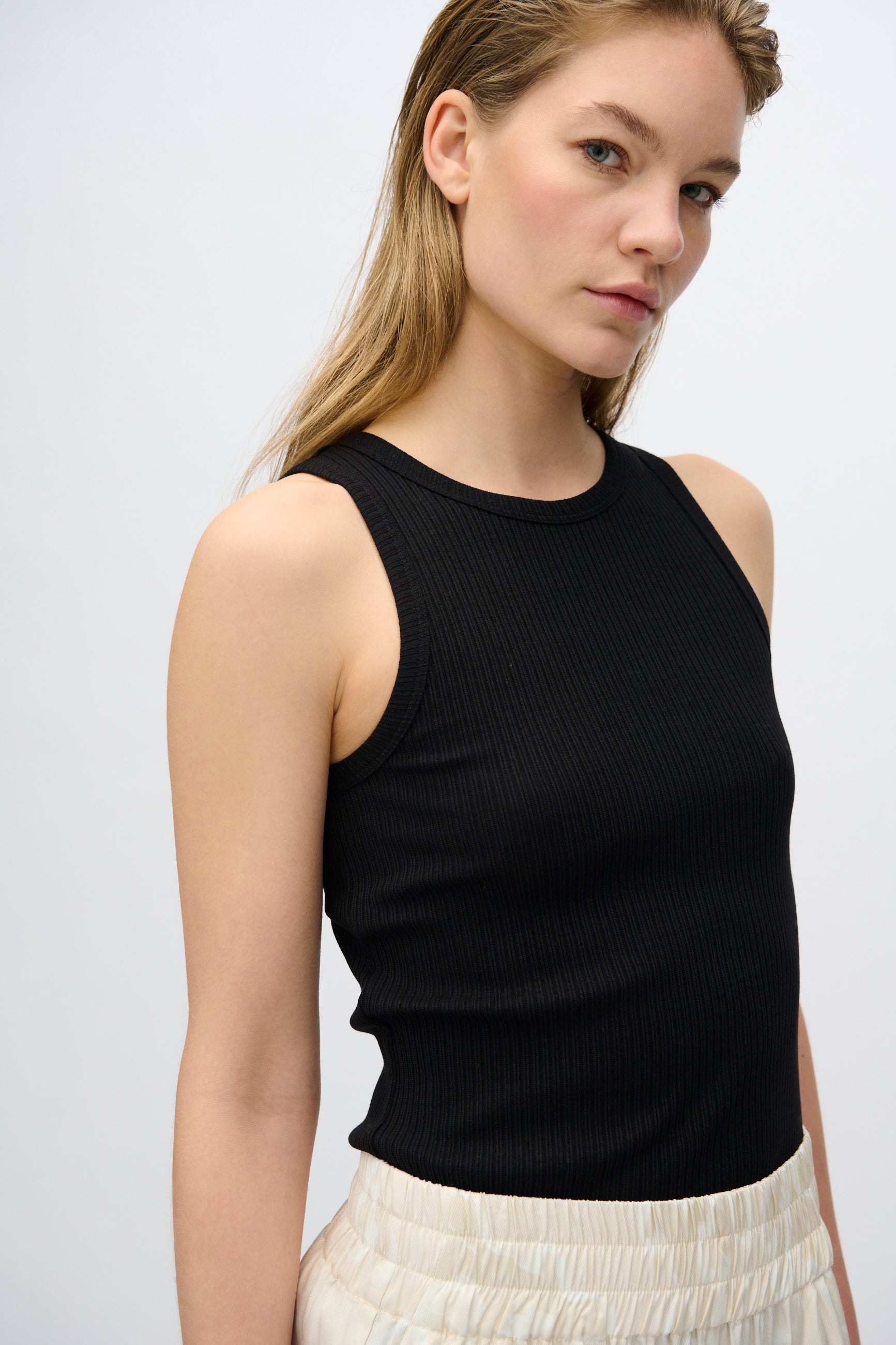 minimum female Lila tank top 4226 GOTS Gilet 999 Black