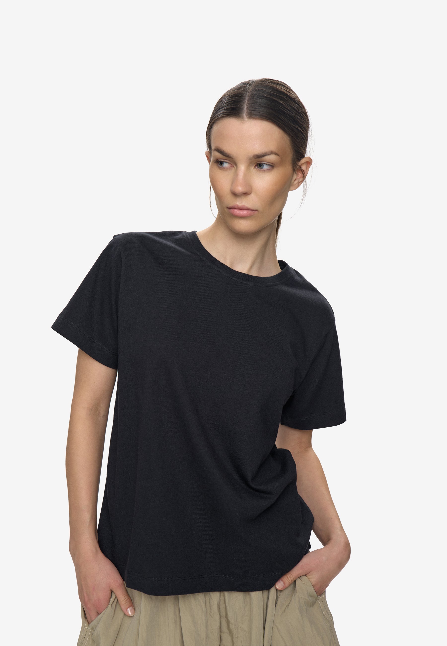 minimum female Lilou ss t-shirt G029 GOTS Short Sleeved T-shirt 999 Black