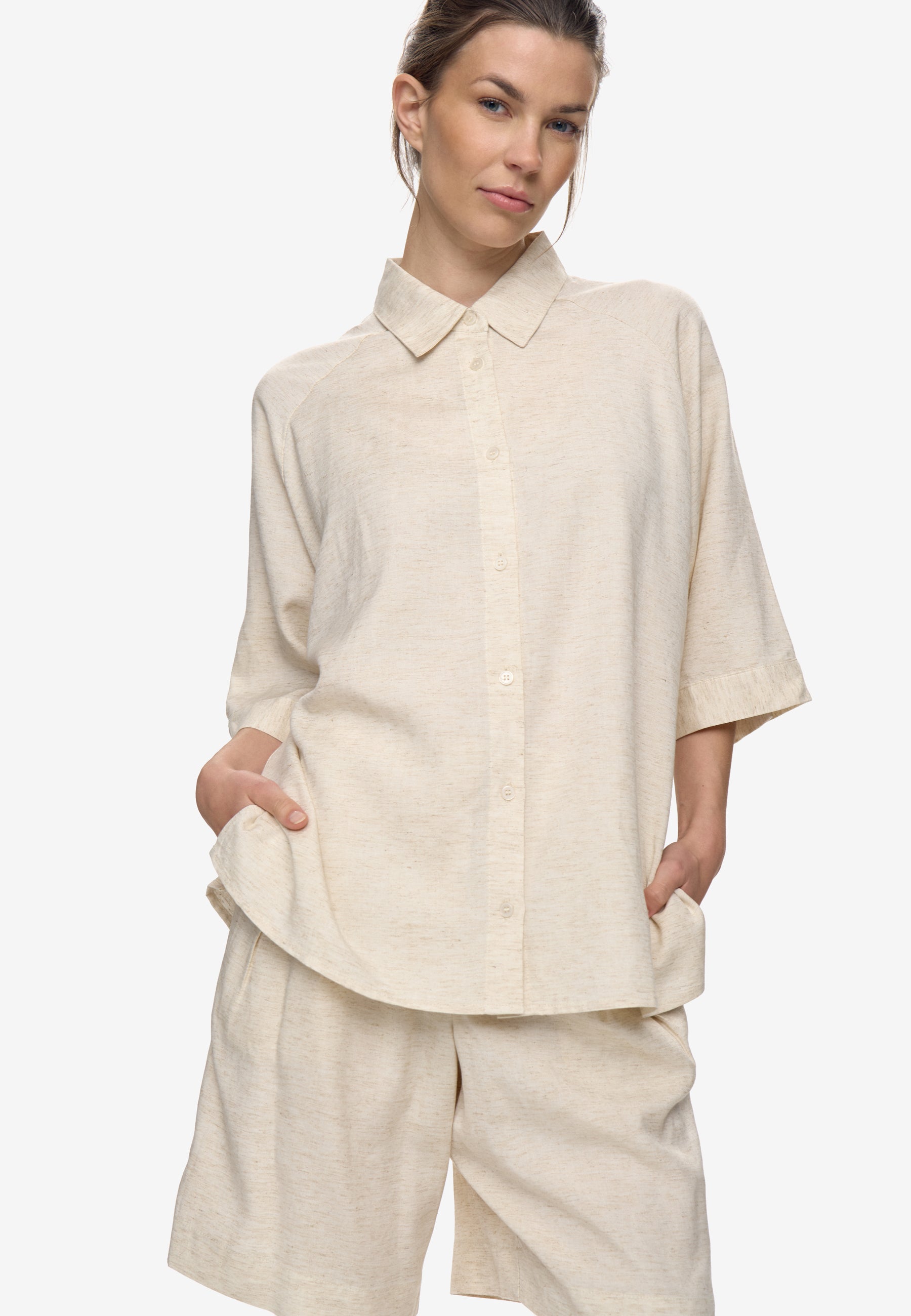 minimum female Abby wide ss shirt 3069 Short Sleeved Shirt 1105 Brown Rice